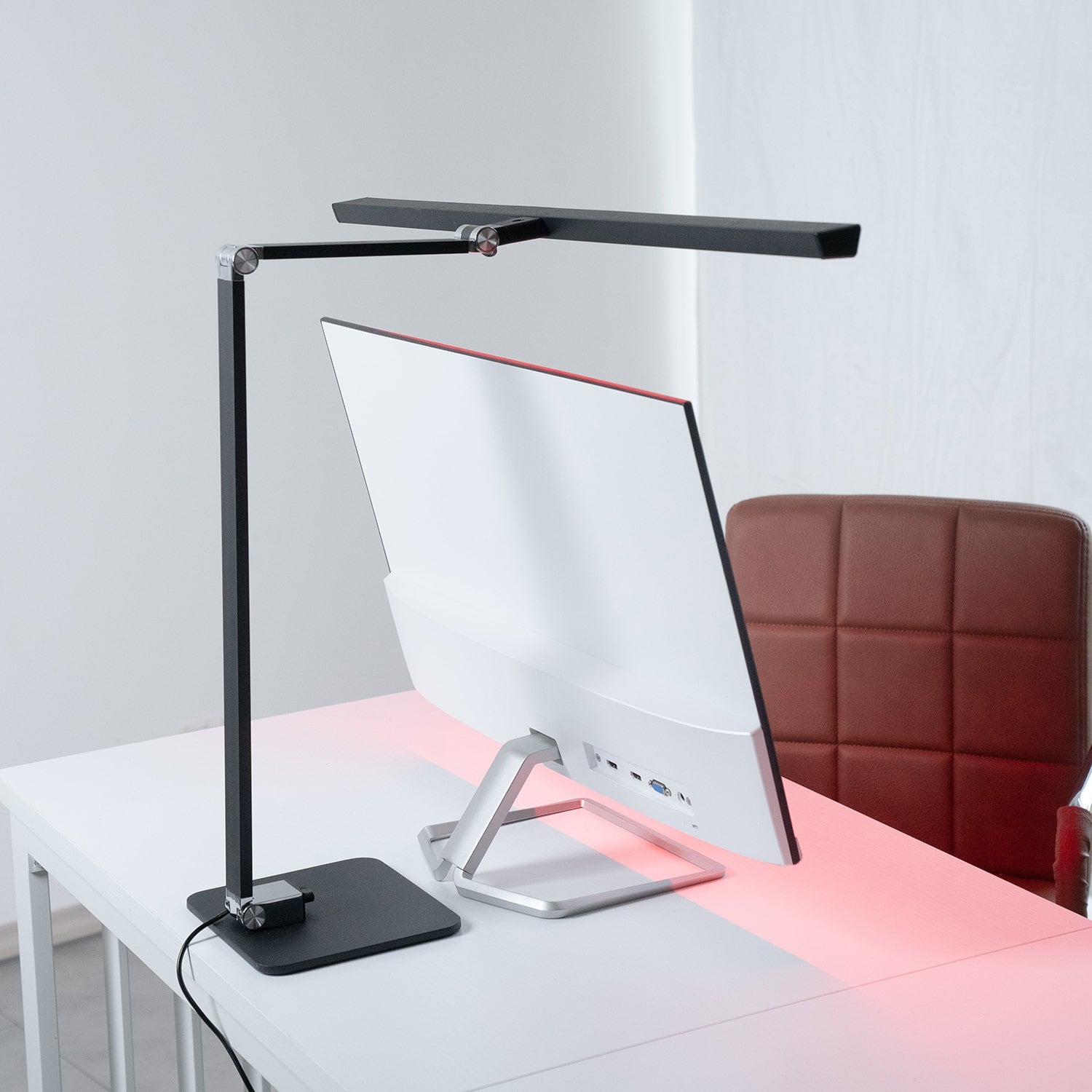 heilys® AddRed Desk Lamp